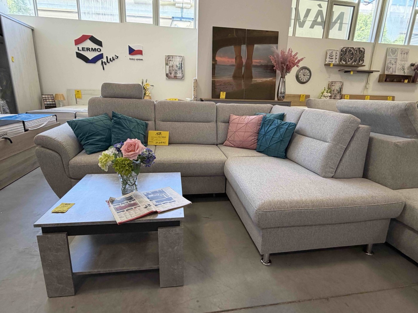 Showroom RASCH GROUP v České Lípě – interiér prodejny 2