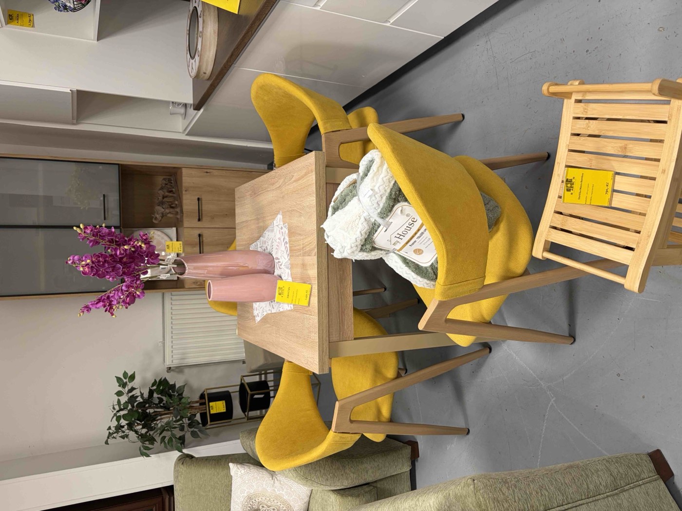 Showroom RASCH GROUP v České Lípě – interiér prodejny 6